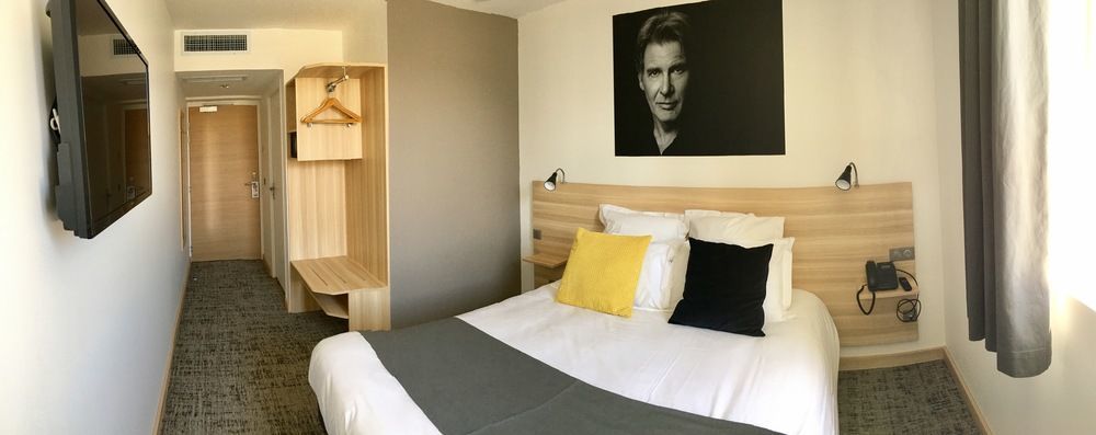 Brit Hotel Martigues Nord Екстериор снимка