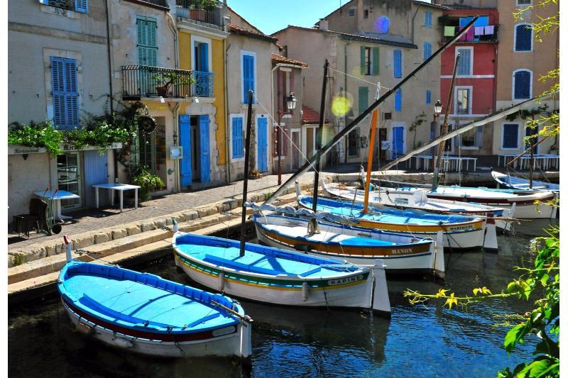 Brit Hotel Martigues Nord Екстериор снимка